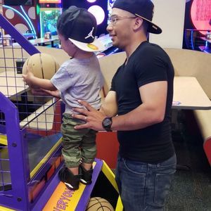 Meet your Posher, Ramiro